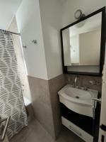 M y N - II - B&B La Plata