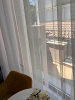 The Signature French Haven Elegant City Apartment - Chambres d'hôtes Plovdiv