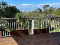 Stunning Titirangi Bush & Sea View Sanctuary - B&B Auckland