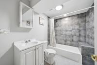 Cozy Woodlawn Garden Apt - B&B Chicago