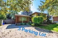 Spacious 3BR House near Western Univercity Free Parking & Playground - Chambres d'hôtes London