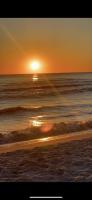 Golden Aura Beach & Pool Condo - B&B Navarre