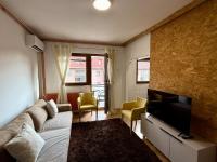 One Bedroom City Center Apartment - Chambres d'hôtes Pristina
