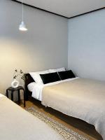 Nuri Stay, 오픈특가, 3룸 4베드, 공항버스 정류장 3분, 지하철 5분 - B&B Seoul