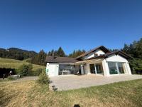 Elegant house in a dominant position - B&B La Tour-de-Trême