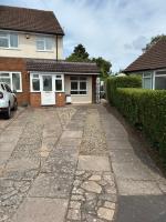 Garden Retreat Free Parking WiFi and Netflix - B&B Wolverhampton