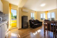 Deluxe Appartement met 2 Slaapkamers en Balkon