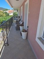 Goran Apartmani - B&B Igalo