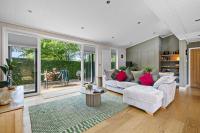 Amber Lodge, Strawberryfield Park - Hot Tub - Free WiFi & Parking - Chambres d'hôtes Cheddar
