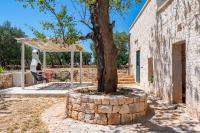 Lamia Terra 3BR, Terrace & BBQ - Happy Rentals - Bed and Breakfast Castellana Grotte