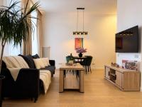Riga Centre Stay with Balcony & Lift - 5-Min Walk to Old Town - B&B Riga