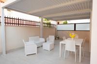 GuestHost - Casa Mirka in Pozzallo with Parking - Ferienwohnung Pozzallo