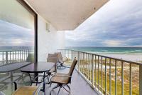 3rd Floor condo 2 beach chairs included Close to dining - B&B Destin