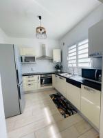 Villa F6 - Lotissement calme - B&B Saint-Denis