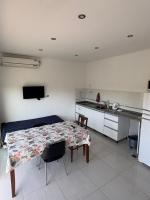 Departamento Temporal con Cochera - Chambres d'hôtes Paraná