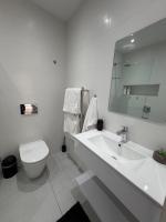 La Sandra Guest House - B&B Somerset West
