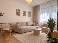 Golden Hour Apartment - Ferienwohnung Šurany