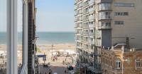 Stylish renovated apartment near the sea - B&B Middelkerke