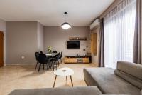 Coastal Living Retreat 2BR in Lungomare by PikHost - Ferienwohnung Vlora