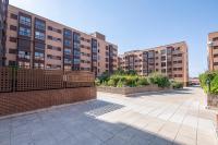 Piso Exclusivo con Piscina y Atención 24 horas cerca del Aeropuerto e IFEMA - B&B Madrid