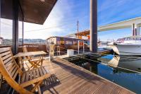 SLEEPBOAT Floating House Boat Oporto Douro - B&B Porto