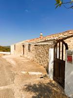 Mas de la Guilona - Masía histórica de 4 estrellas - B&B Chert/Xert
