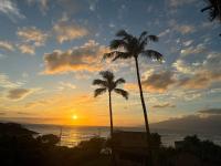 Kahana Beach Escape - Bed and Breakfast Lahaina