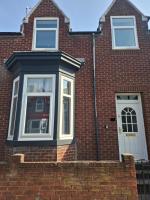 Alice Place 4BR WiFi free parking smart tv - Chambres d'hôtes Sunderland