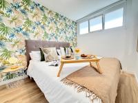 One-Bedroom Apartment with Sea View and Terrace