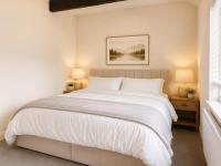 Boutique 2Bed Townhouse | Bourne Centre | Sleeps 4 - Chambres d'hôtes Bourne