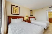 Cozy coastal efficiency with shared pool hot tub and easy beach access - Ferienwohnung Destin