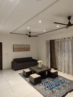 Spacious 2 BHK Flat, Bavdhan, Family friendly - B&B Pune