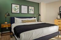 Urban Gallery Loft - King Bed - Larimer Square - B&B Denver