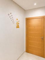 Modern 2BR with Pool View at Agadir Bay Prime Spot - Bed and Breakfast Agadir