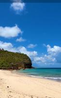 A HillTop level Island Paradise - Ferienwohnung Crocus Hill
