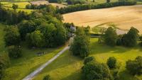 Historic Gatehouse inc Private Garden Near Oswestry & Wrexham - B&B Gobowen