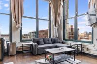 West Loop - City Views With In & Out Parking 1 - Bed and Breakfast Chicago