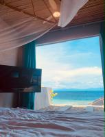 Beachfront Sunset Sky Villa on 1,5 km Lambug Beach, Kawasan Falls 10 Min, Badian Moalboal - The Verge Cebu - B&B Badian