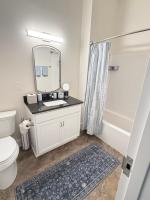 Newly Renovated Studio Apartment in Downtown Roanoke with Free Parking - B&B Roanoke