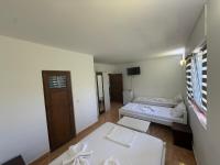 Camera Quadrupla con Bagno Privato 