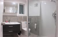Botany Retreat - Private Guesthouse - B&B Auckland