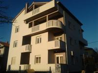Yoshi Carov Apartments - B&B Sukosan