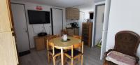 Appartement neuf, location pour non fumeur, sans animaux, très agréable, confort, détente - Chambres d'hôtes Servian