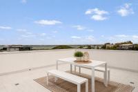 The White Nest by Ready Set Stay - BYO LINEN & TOWELS - Bed and Breakfast San Remo