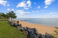 Luxury Chesapeake Bayfront Home w Private Beach - B&B Lusby