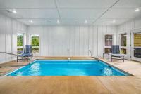Brand new chalet with indoor pool - B&B Gatlinburg