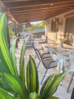 "2steps from the BEACH" - Bed and Breakfast Néa Irákleia
