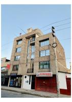 Apartamentos WANCA SUITES para 4, 5 y 6 huéspedes cochera muy cerca al Centro - Chambres d'hôtes Huancayo