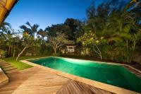 Villa Tiger - Oasis with Huge Garden & Pool - B&B Kerobokan