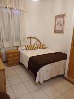 Hostal La Madrileña - B&B A Gudiña